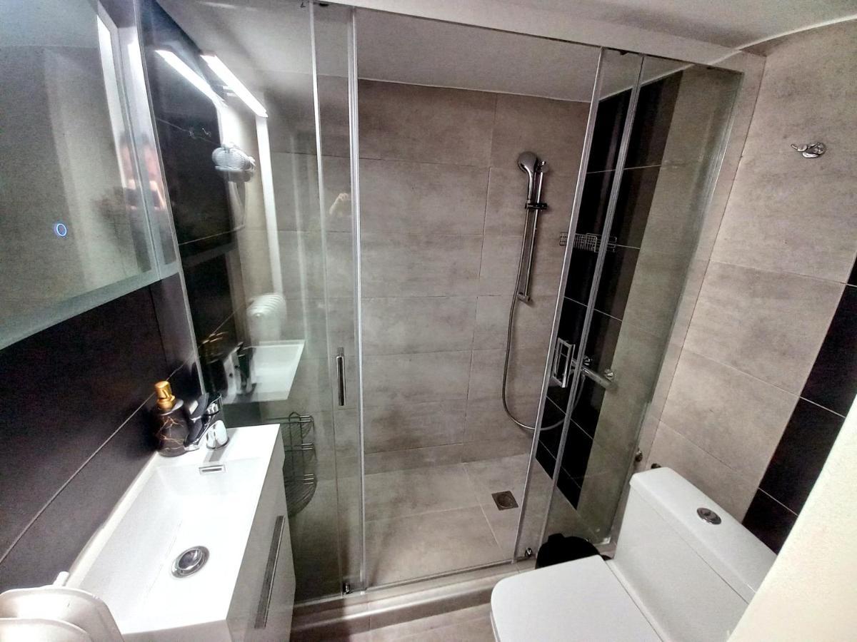 אתונה Apartment Pnika 3 מראה חיצוני תמונה